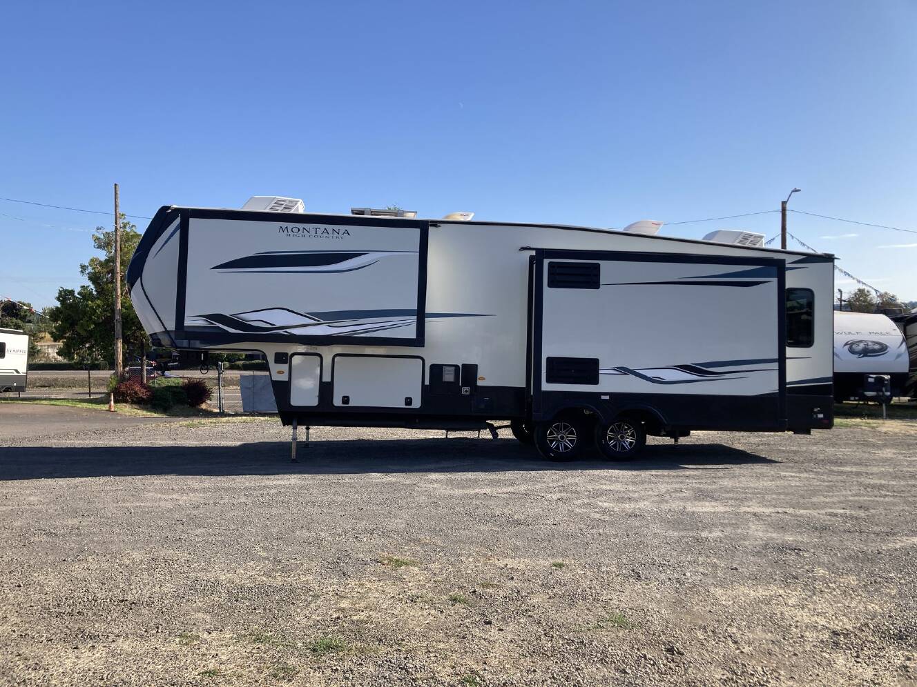 A photo of this 2022 Keystone Montana High Country 295RL