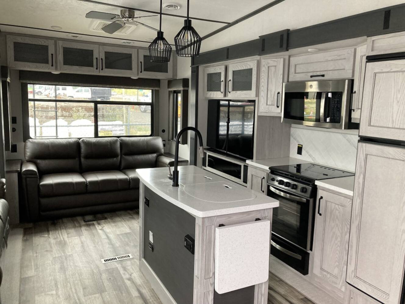A photo of this 2022 Keystone Montana High Country 295RL
