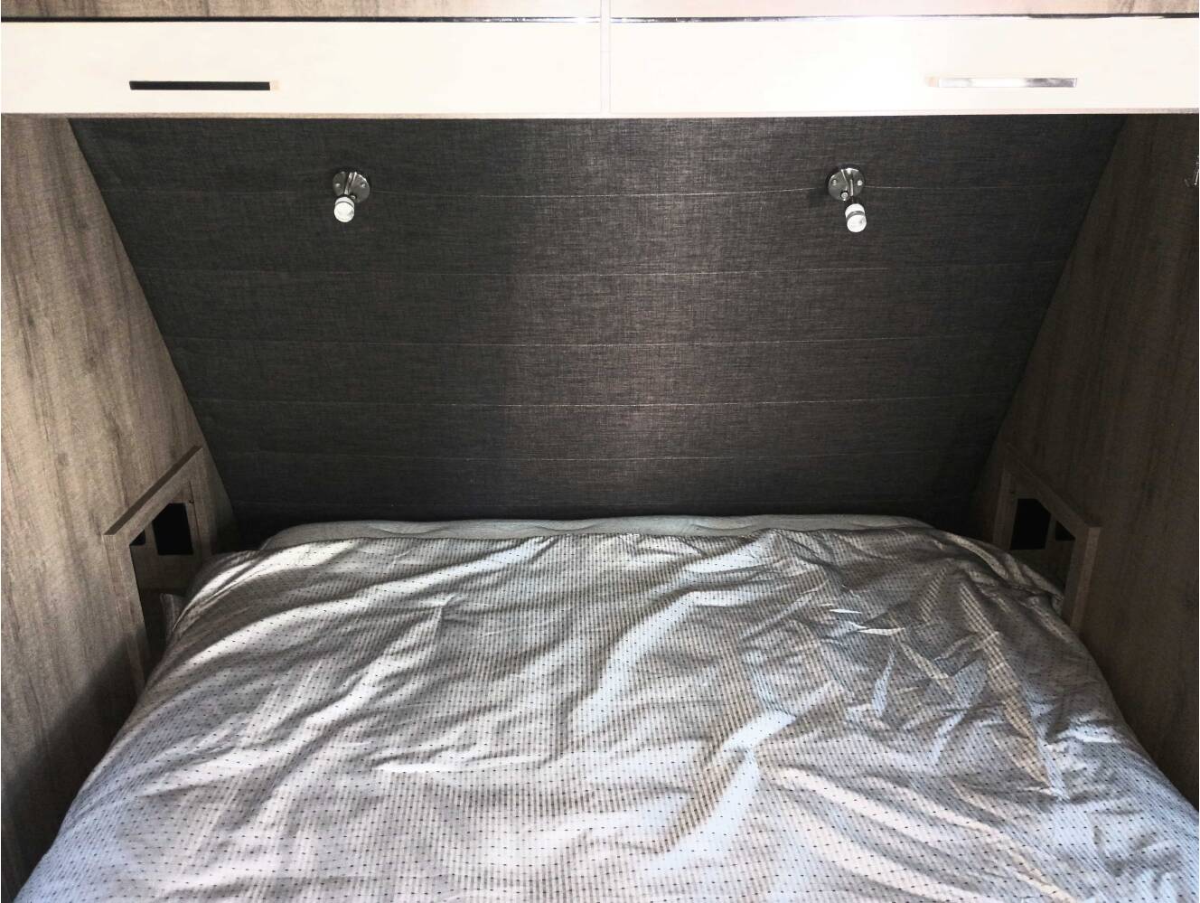 A photo of this 2022 Grand Design Imagine 3100RD