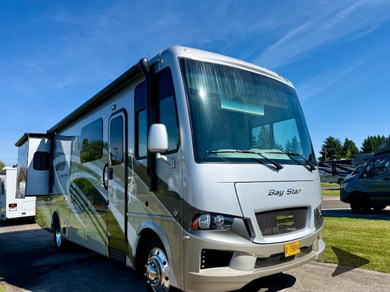 2022 Newmar Bay Star 3014 RV