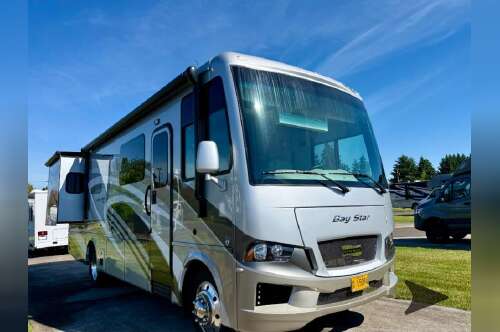 2022 Newmar Bay Star 3014 in junction city OR