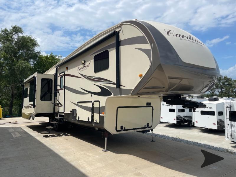 2016 Forest River Rv Cardinal 3850RL in roca NE