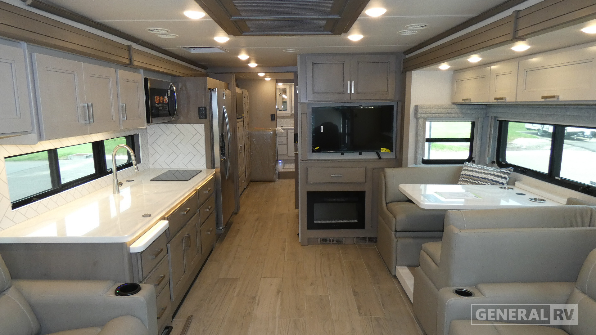 2026 Thor Motor Coach ARIA 3901 in north canton OH