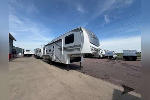 2027 Jayco Eagle 29DDB in tea SD