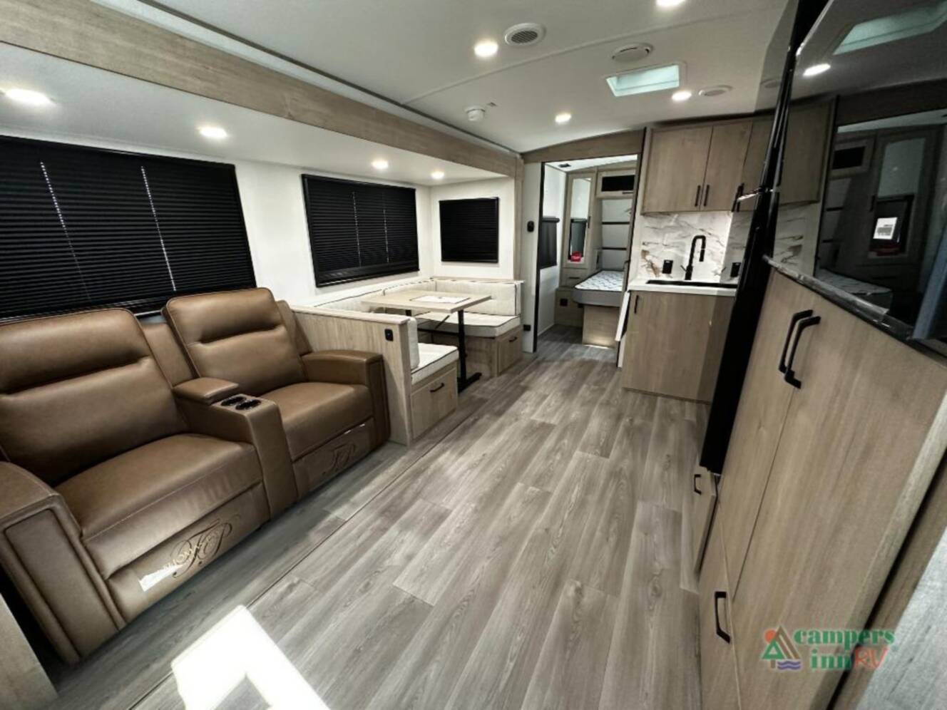 A photo of this 2027 Grand Design Imagine 2800BH