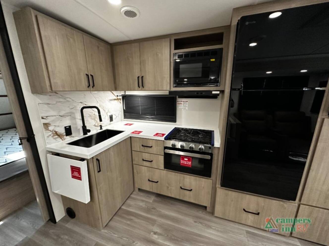 A photo of this 2027 Grand Design Imagine 2800BH
