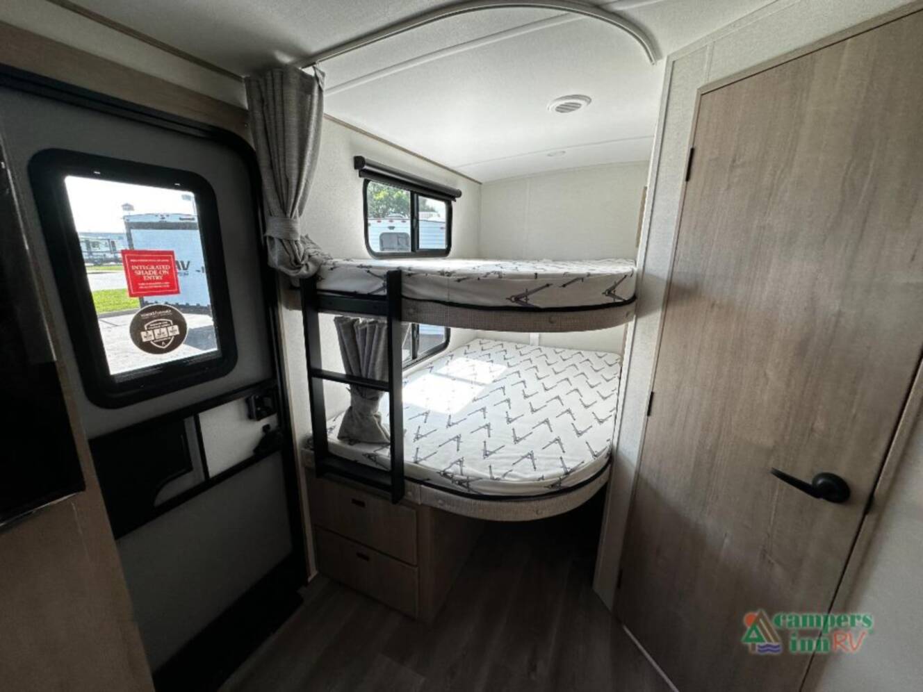 A photo of this 2027 Grand Design Imagine 2800BH