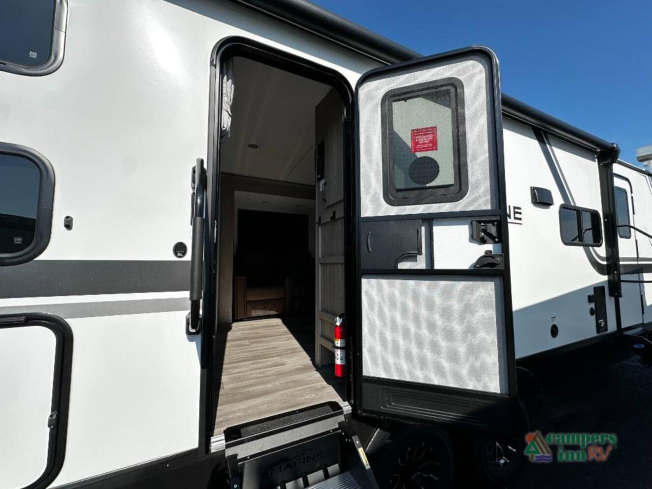 A photo of this 2027 Grand Design Imagine 2800BH