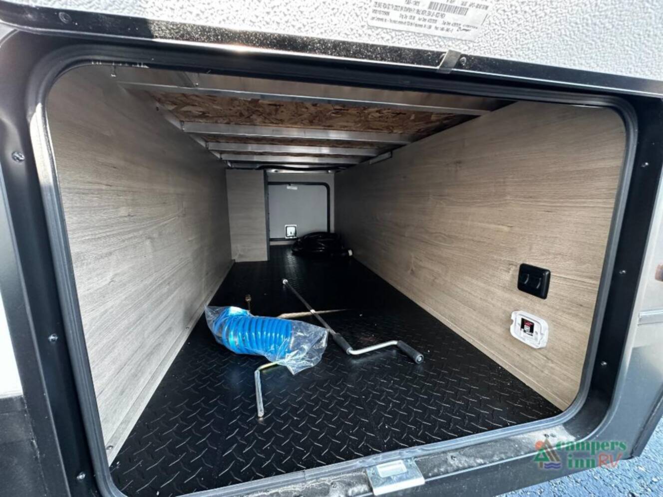 A photo of this 2027 Grand Design Imagine 2800BH