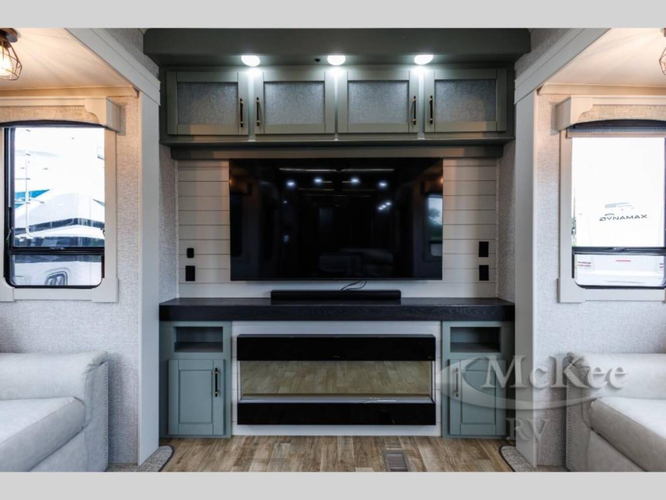 A photo of this 2024 Redwood Rv Redwood RW4150RD