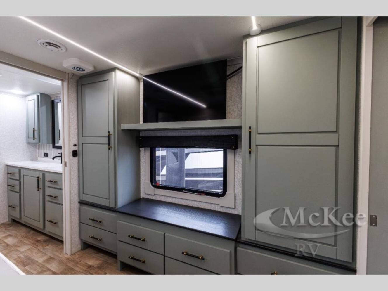 A photo of this 2024 Redwood Rv Redwood RW4150RD