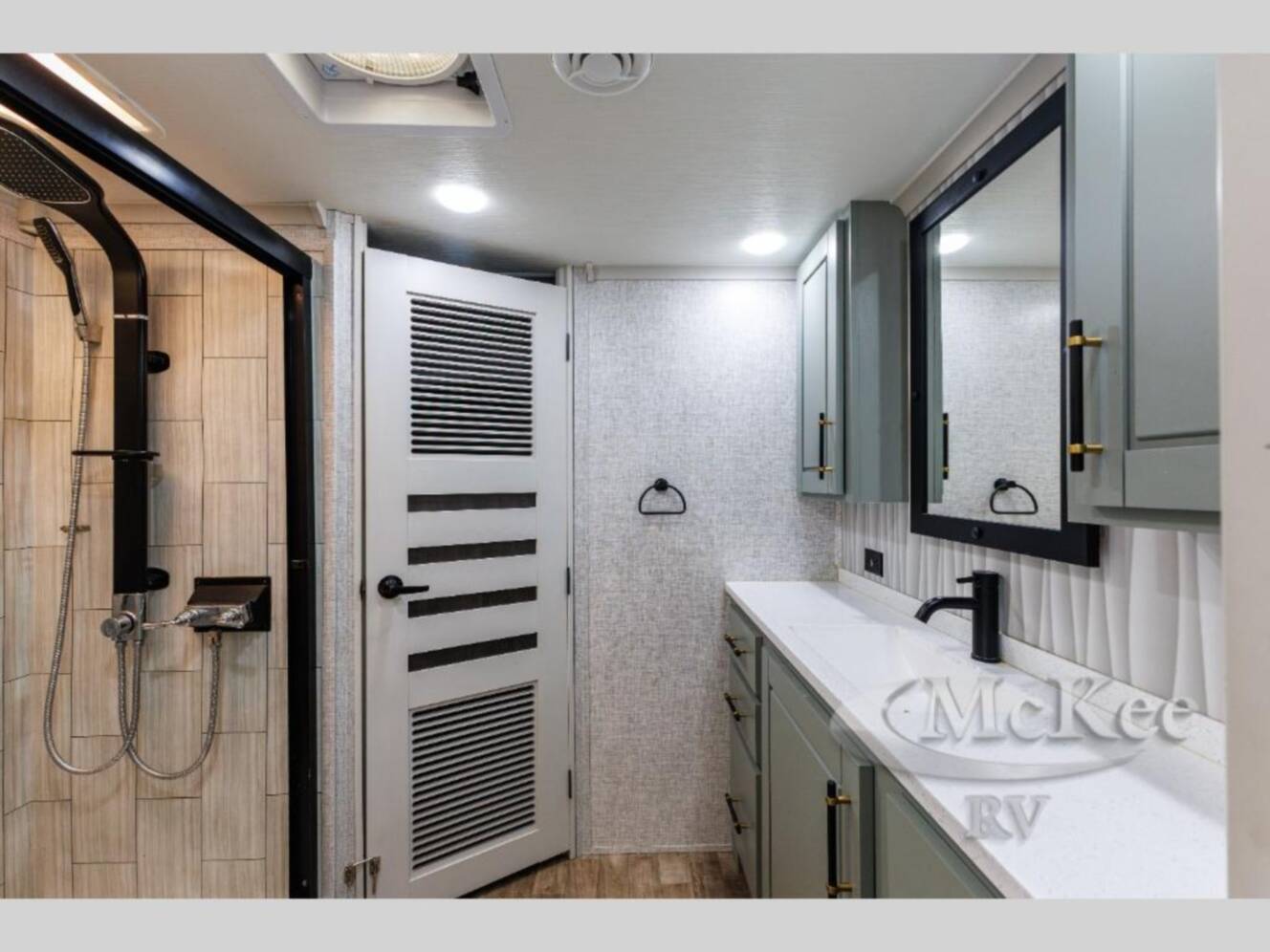 A photo of this 2024 Redwood Rv Redwood RW4150RD