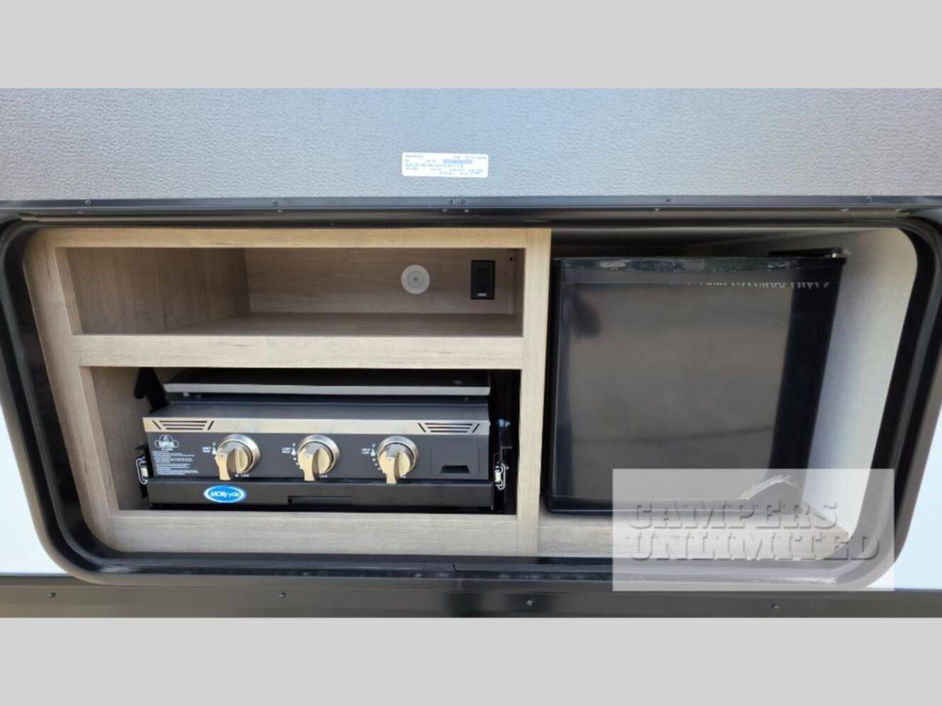 A photo of this 2026 Grand Design Imagine 3210BH
