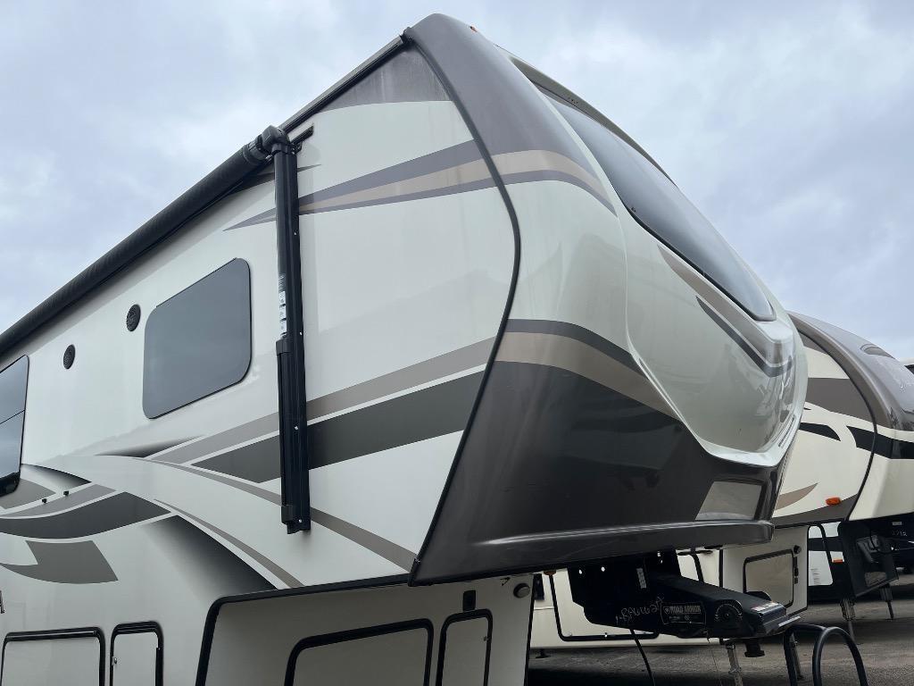 2020 Keystone Rv Montana 3810MS in ramsey MN