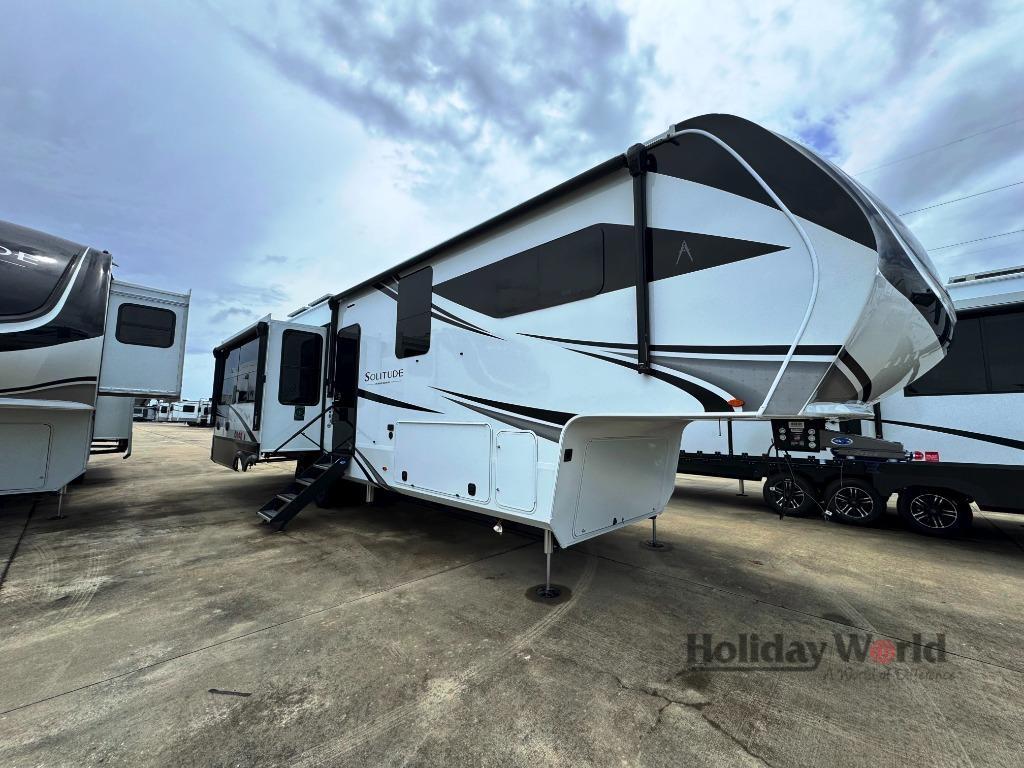 2027 Grand Design Solitude 370DV in willis TX