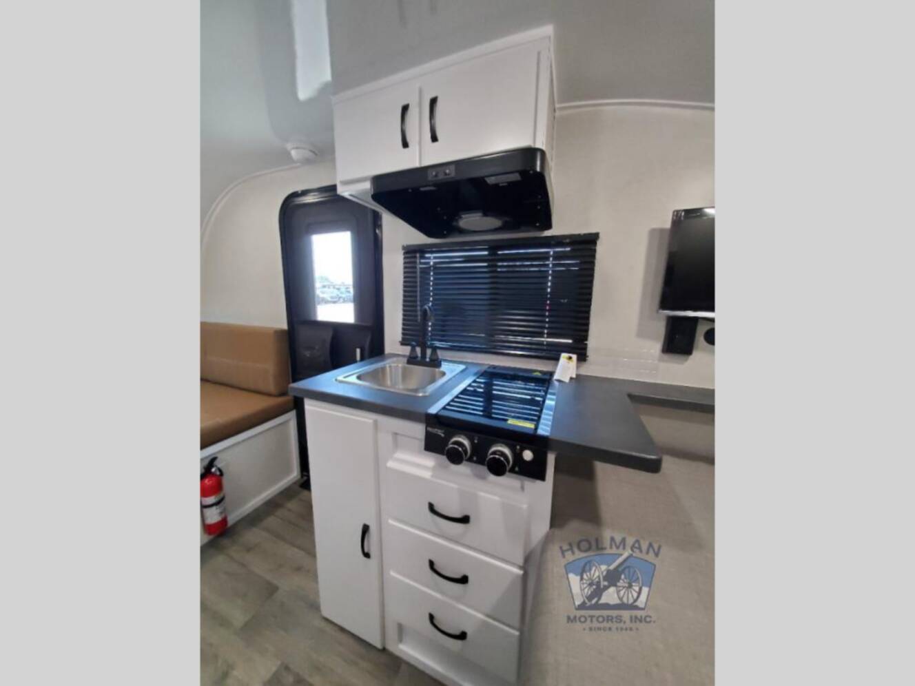 A photo of this 2026 Modern Buggy Rv Big Buggy BB14