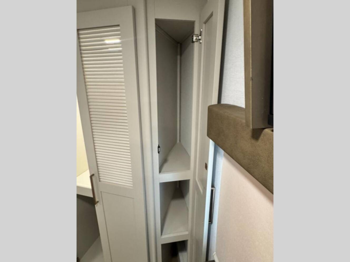 A photo of this 2027 Alliance Rv Paradigm 312RK