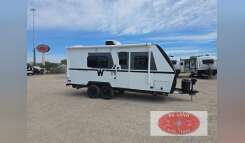 2026 Winnebago Micro Minnie 2000TRB RV