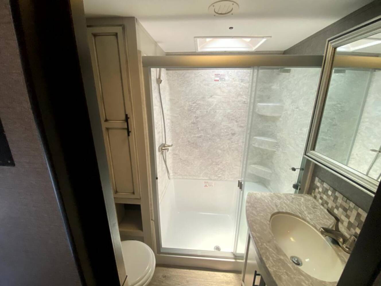 A photo of this 2020 Jayco Eagle 355MBQS