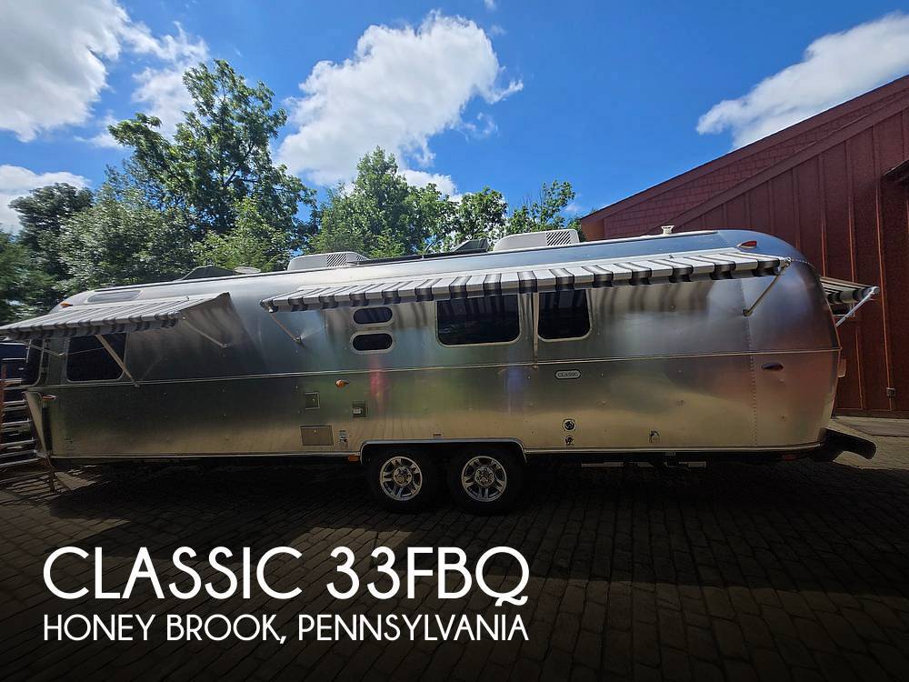 2023 Airstream Classic 33FBQ in honey brook PA