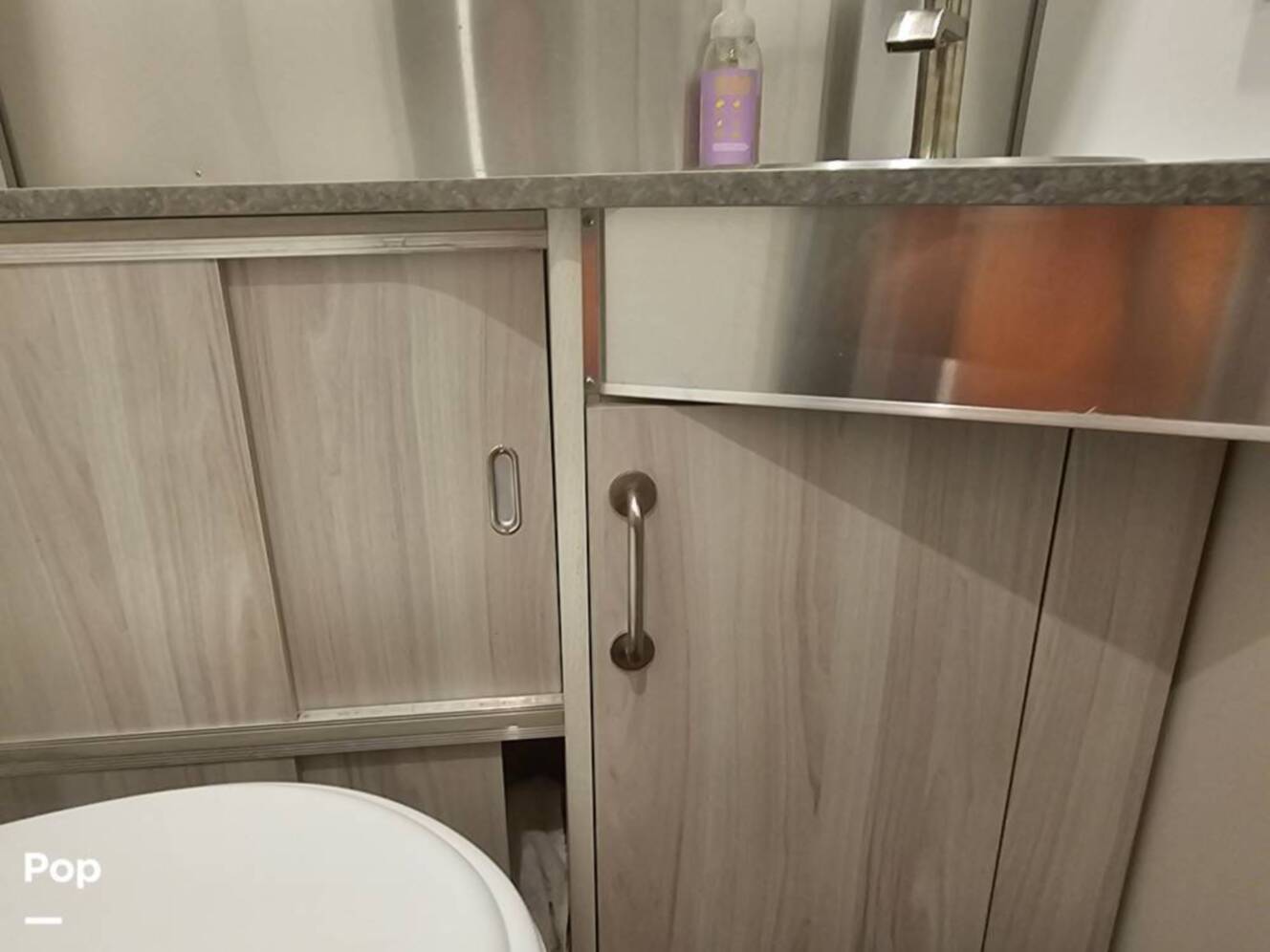 A photo of this 2023 Airstream International 25FB