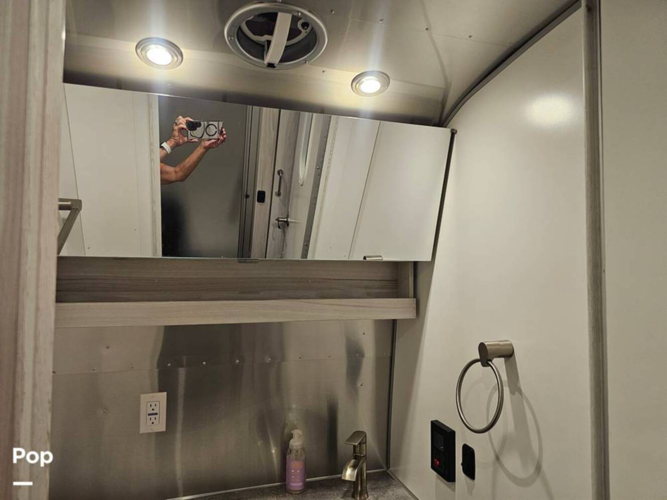 A photo of this 2023 Airstream International 25FB
