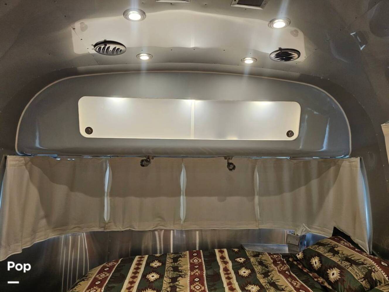 A photo of this 2023 Airstream International 25FB