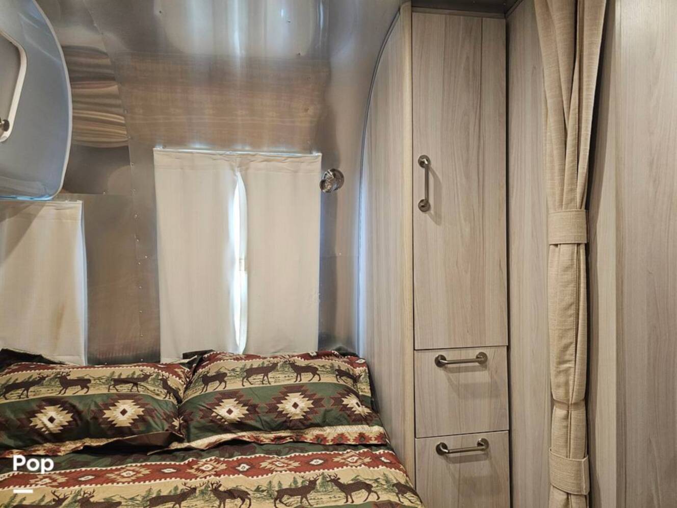 A photo of this 2023 Airstream International 25FB