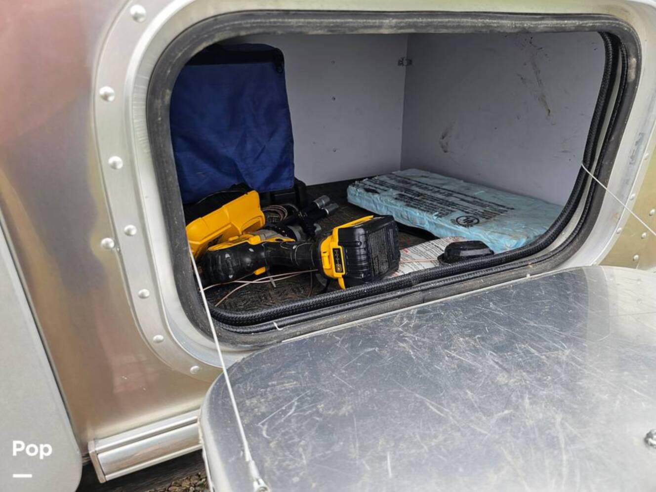 A photo of this 2023 Airstream International 25FB