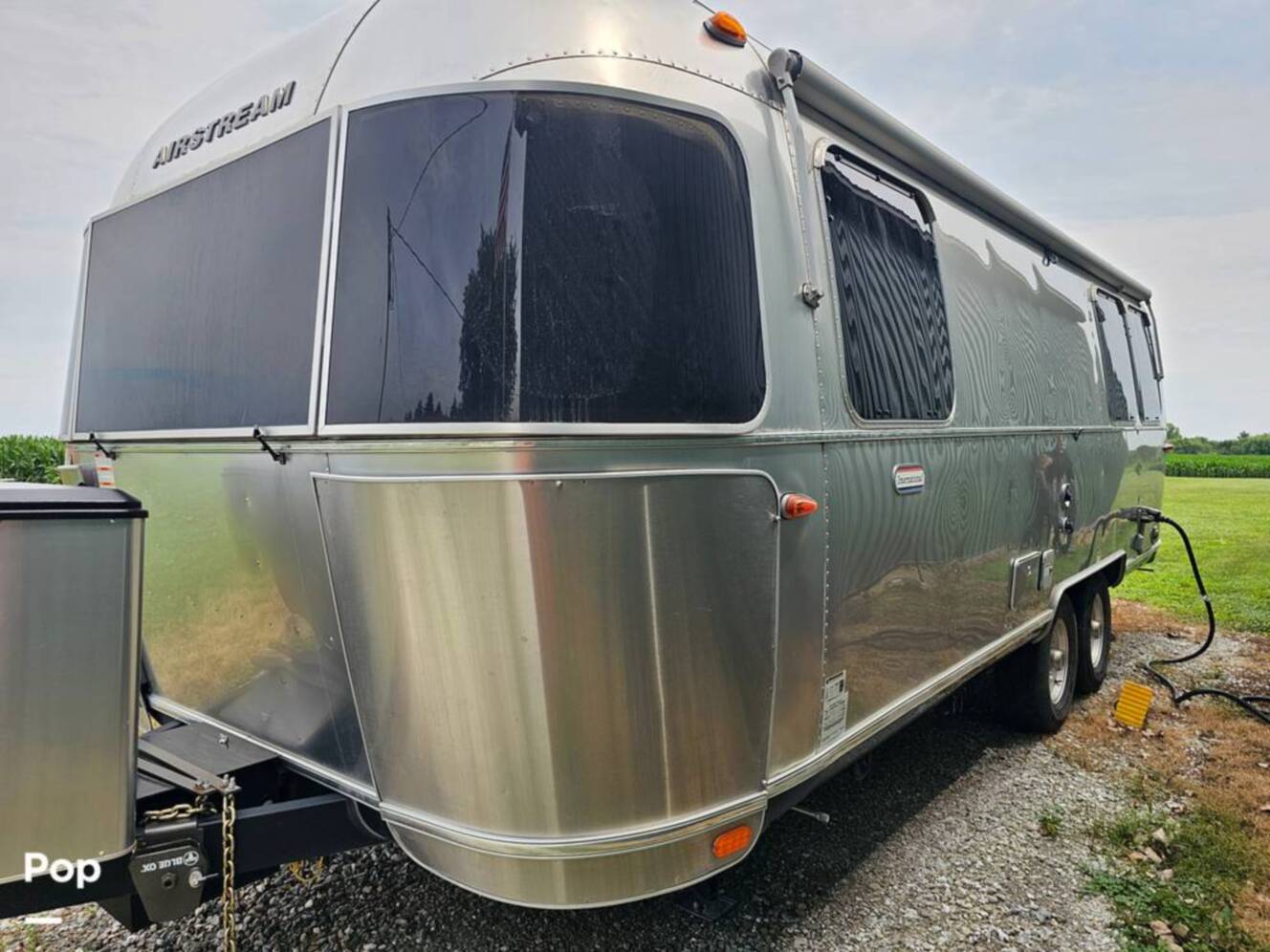 A photo of this 2023 Airstream International 25FB
