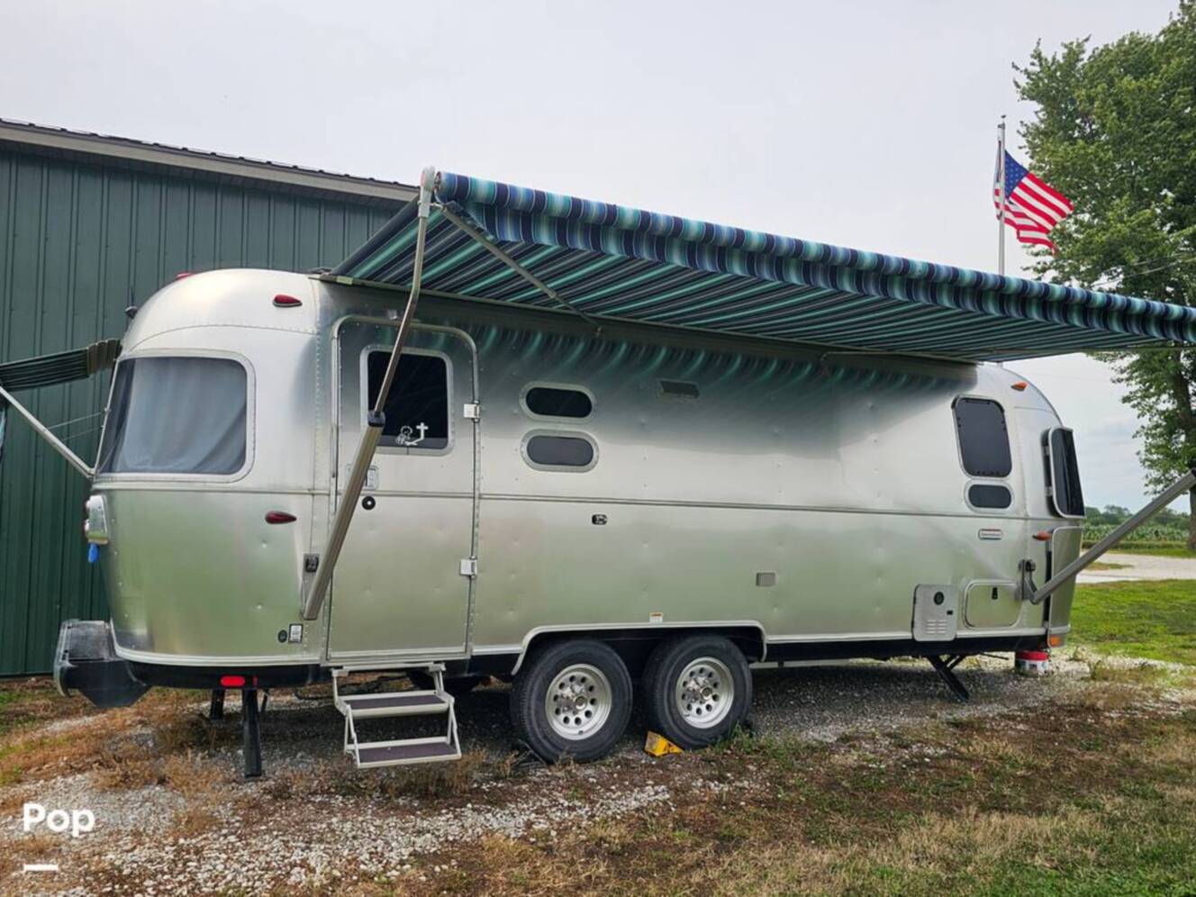 A photo of this 2023 Airstream International 25FB