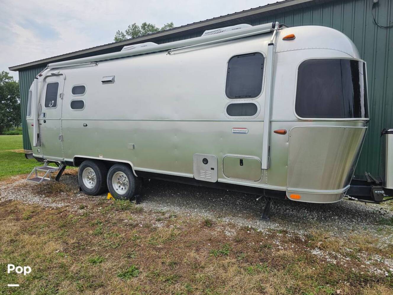 A photo of this 2023 Airstream International 25FB