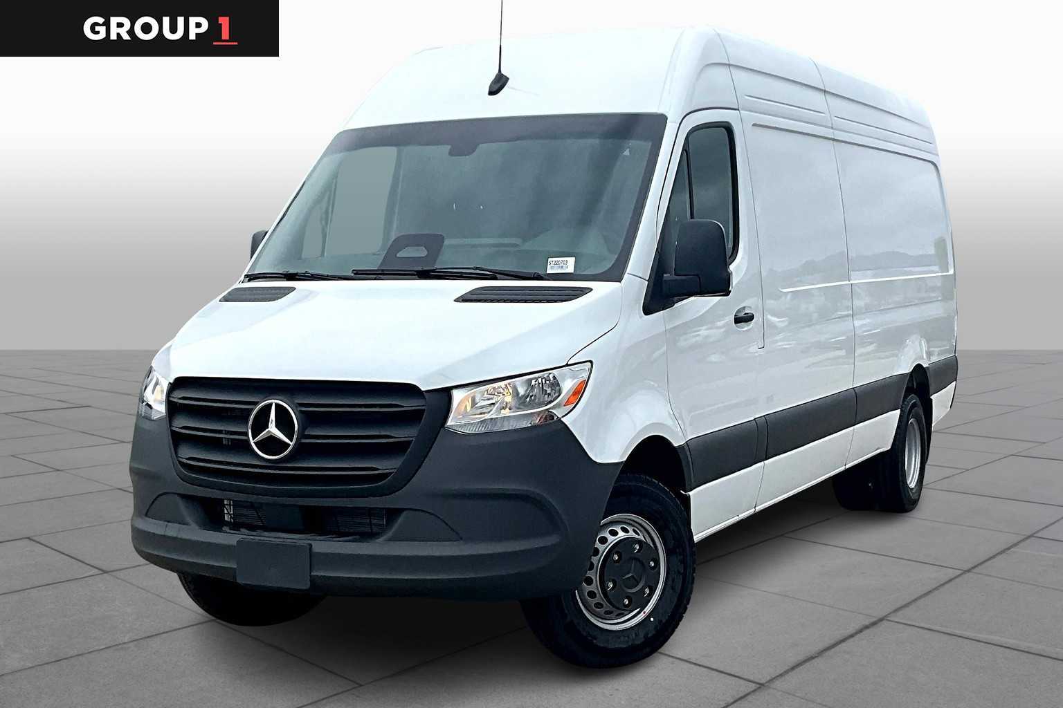 2025 MERCEDES-BENZ SPRINTER 3500 3500 in Anaheim, CA
