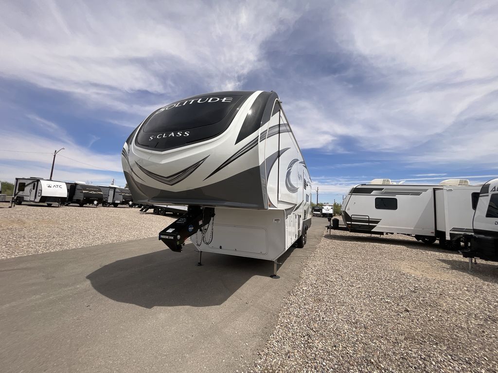 2022 Grand Design Solitude S-Class 2930RL in tucson AZ