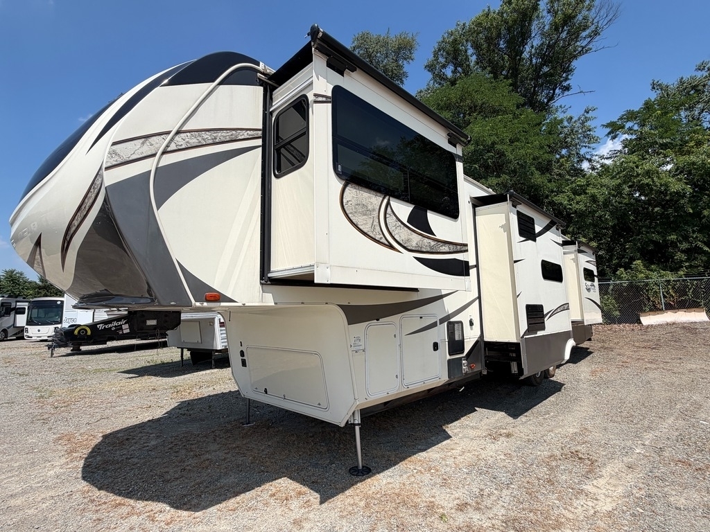 2018 Grand Design Solitude 379FLS in mountville PA
