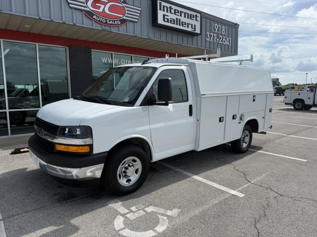 2024 CHEVROLET Express 3500 KUV Utility 3k mi's! in Collinsville, OK