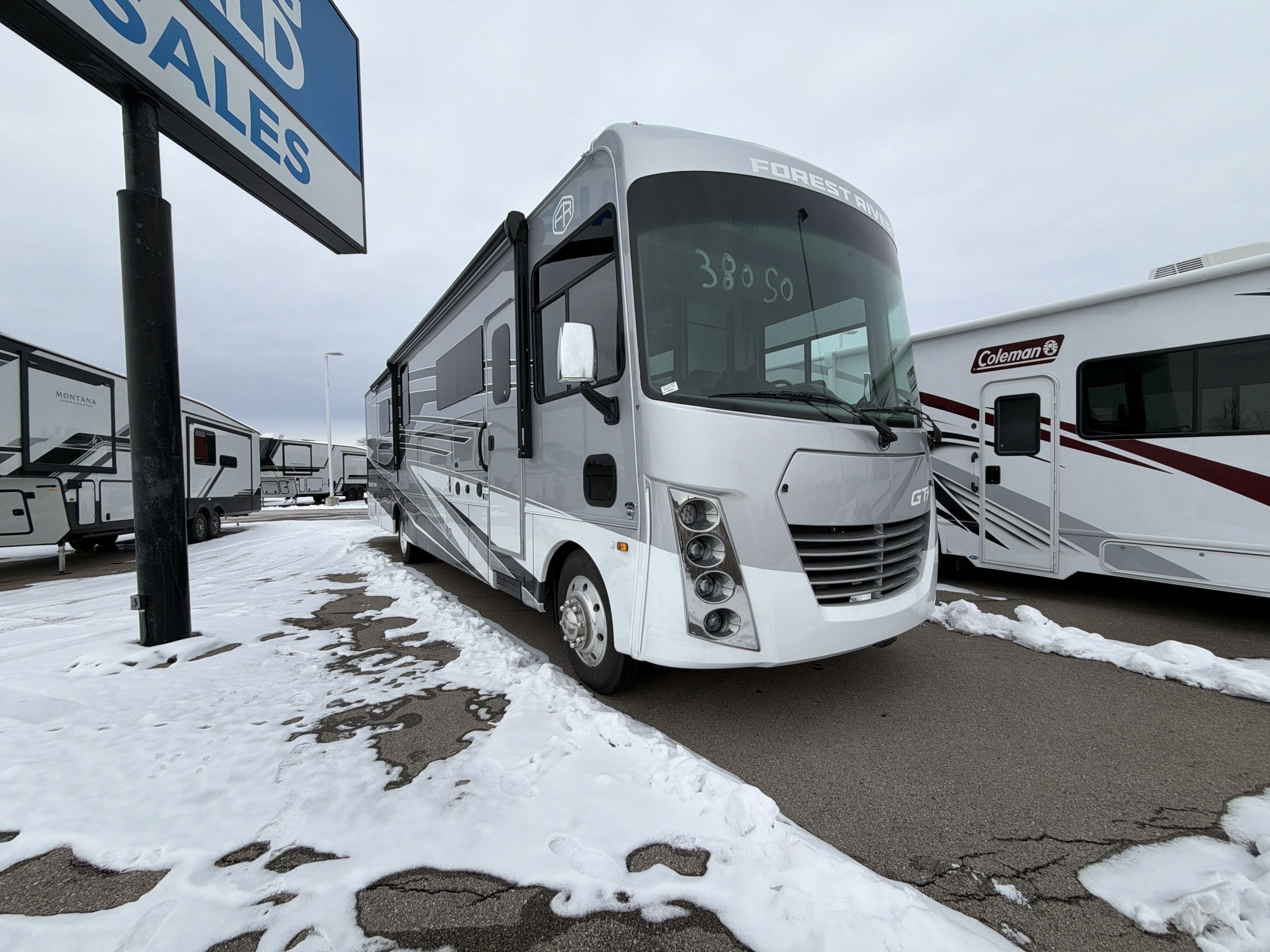 2026 Forest River GEORGETOWN 7 SERIES 36D 36D7 in chelsea MI