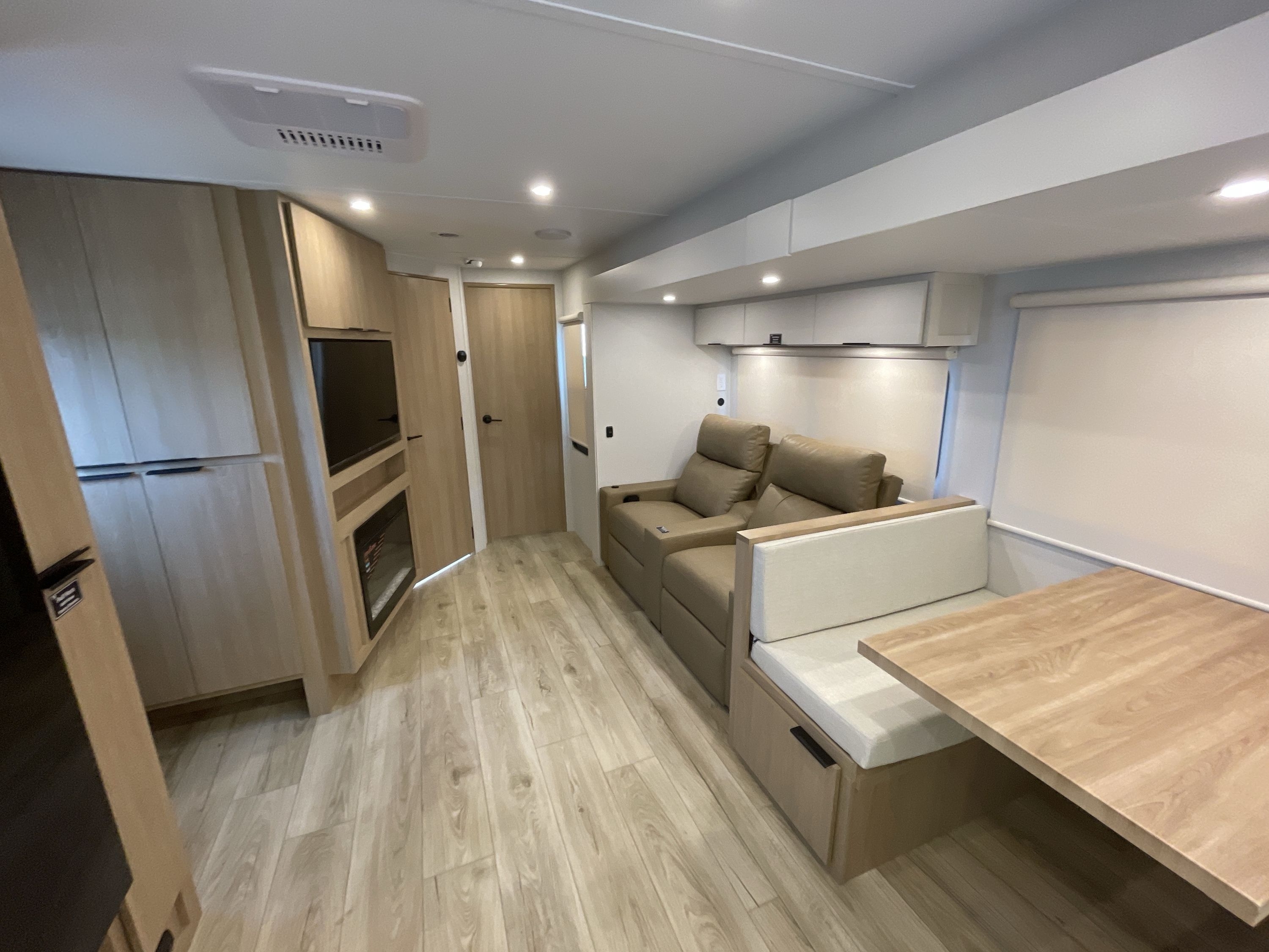 2026 Winnebago THRIVE 26FKD in lake park GA