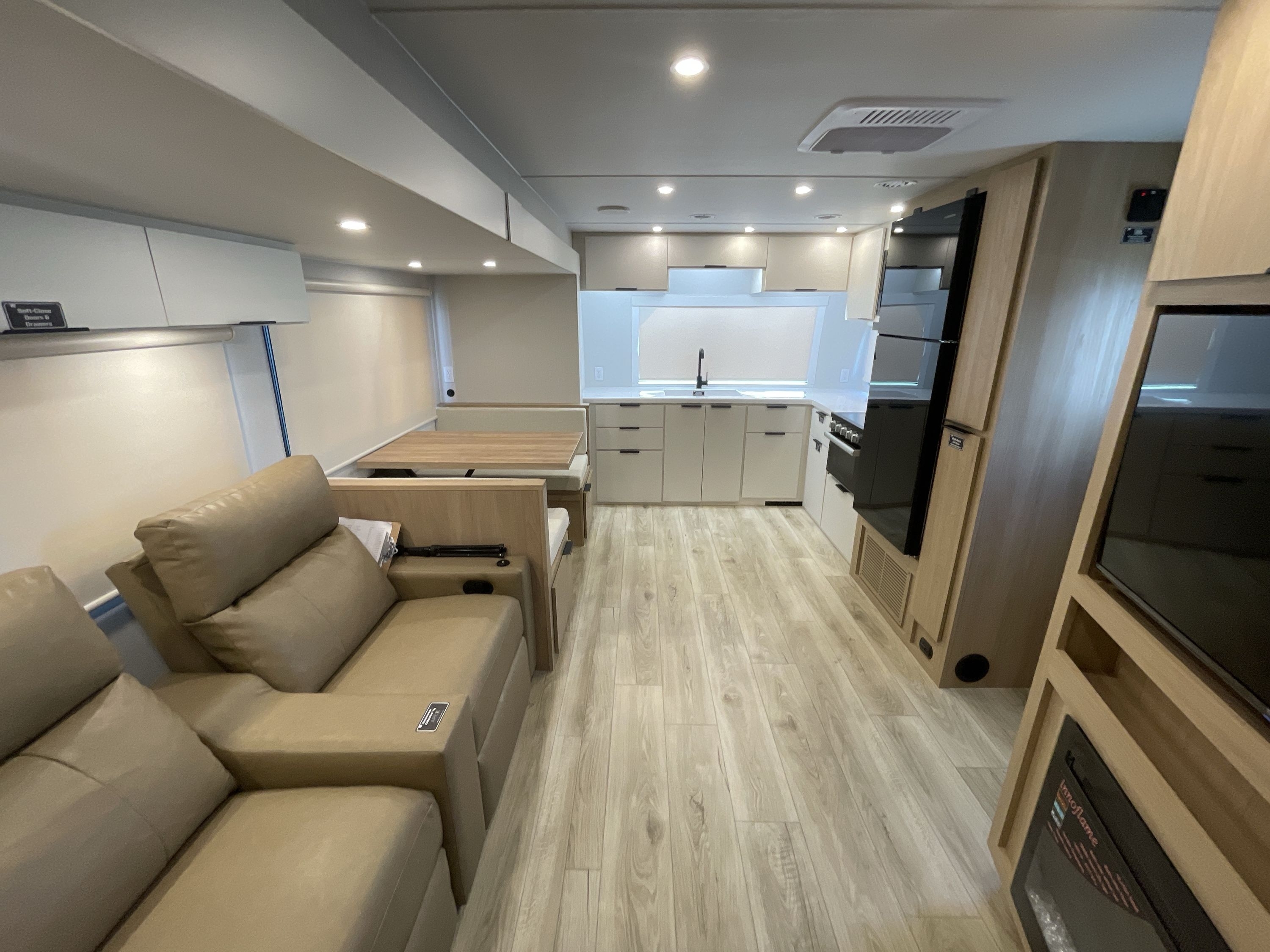 2026 Winnebago THRIVE 26FKD in lake park GA