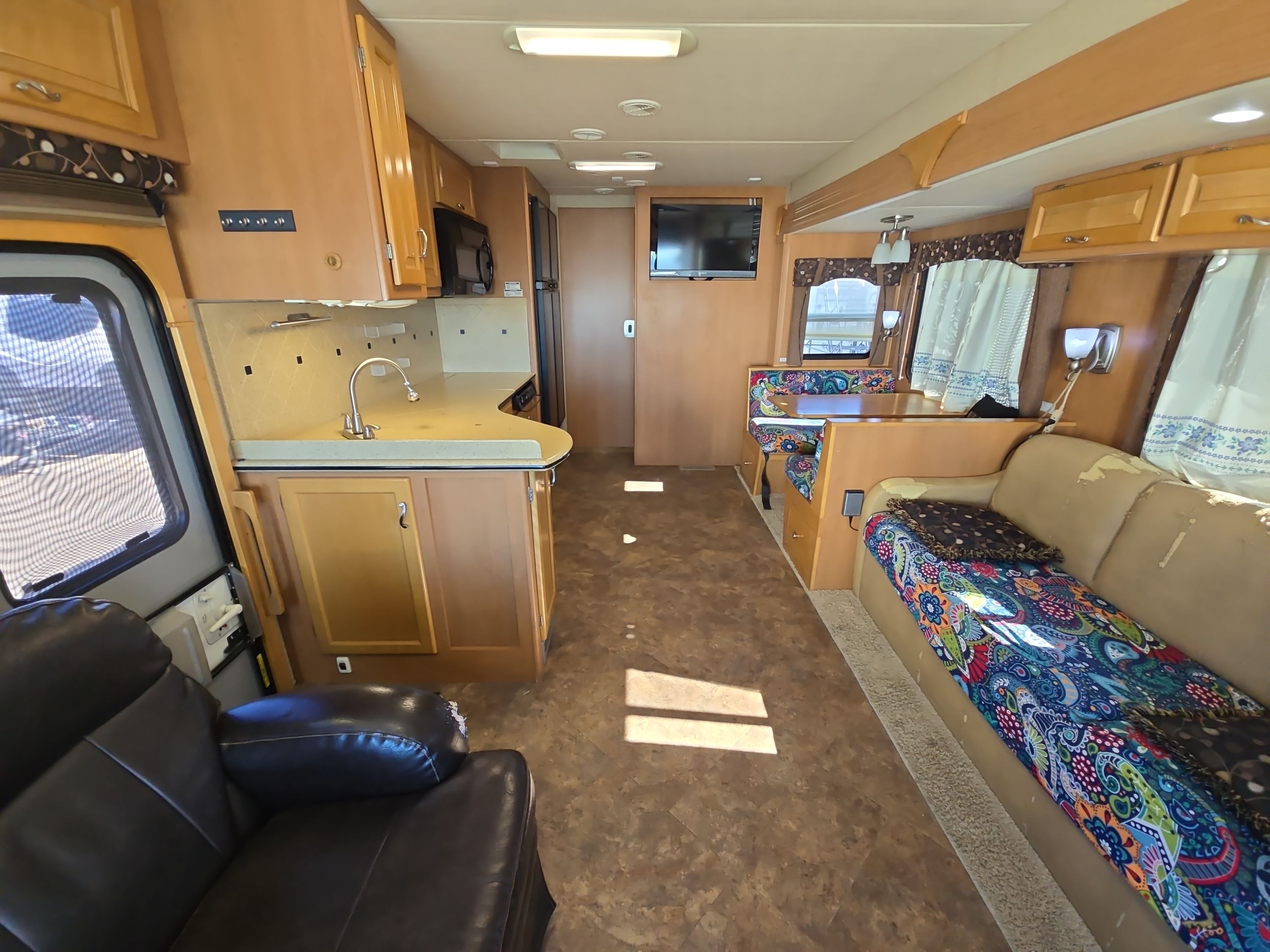 2011 Newmar CANYON STAR 3411 in lubbock TX