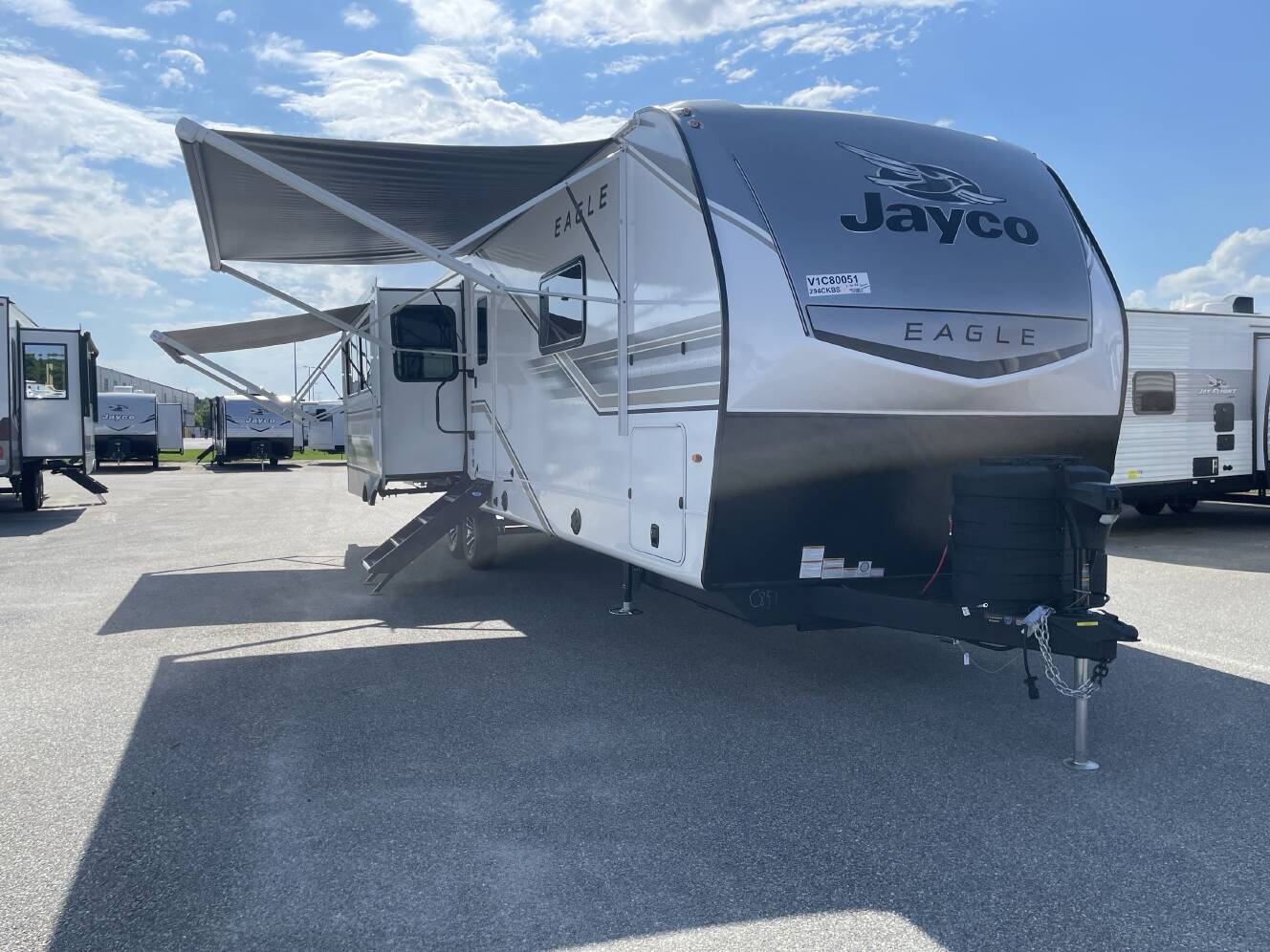 A photo of this 2027 Jayco EAGLE 294CKBS