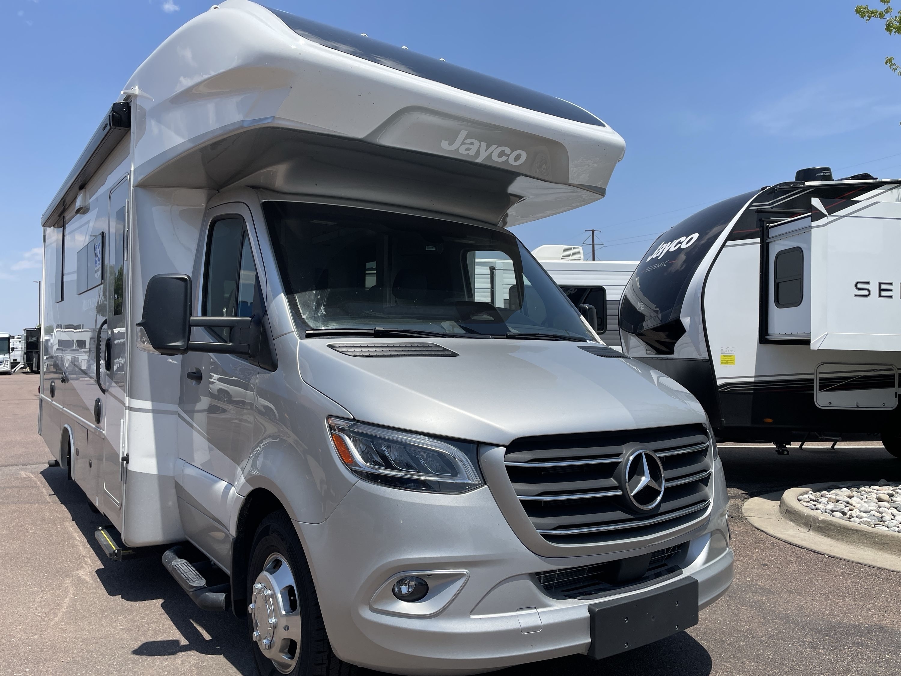 2027 Jayco MELBOURNE PRESTIGE 25LP in fountain CO