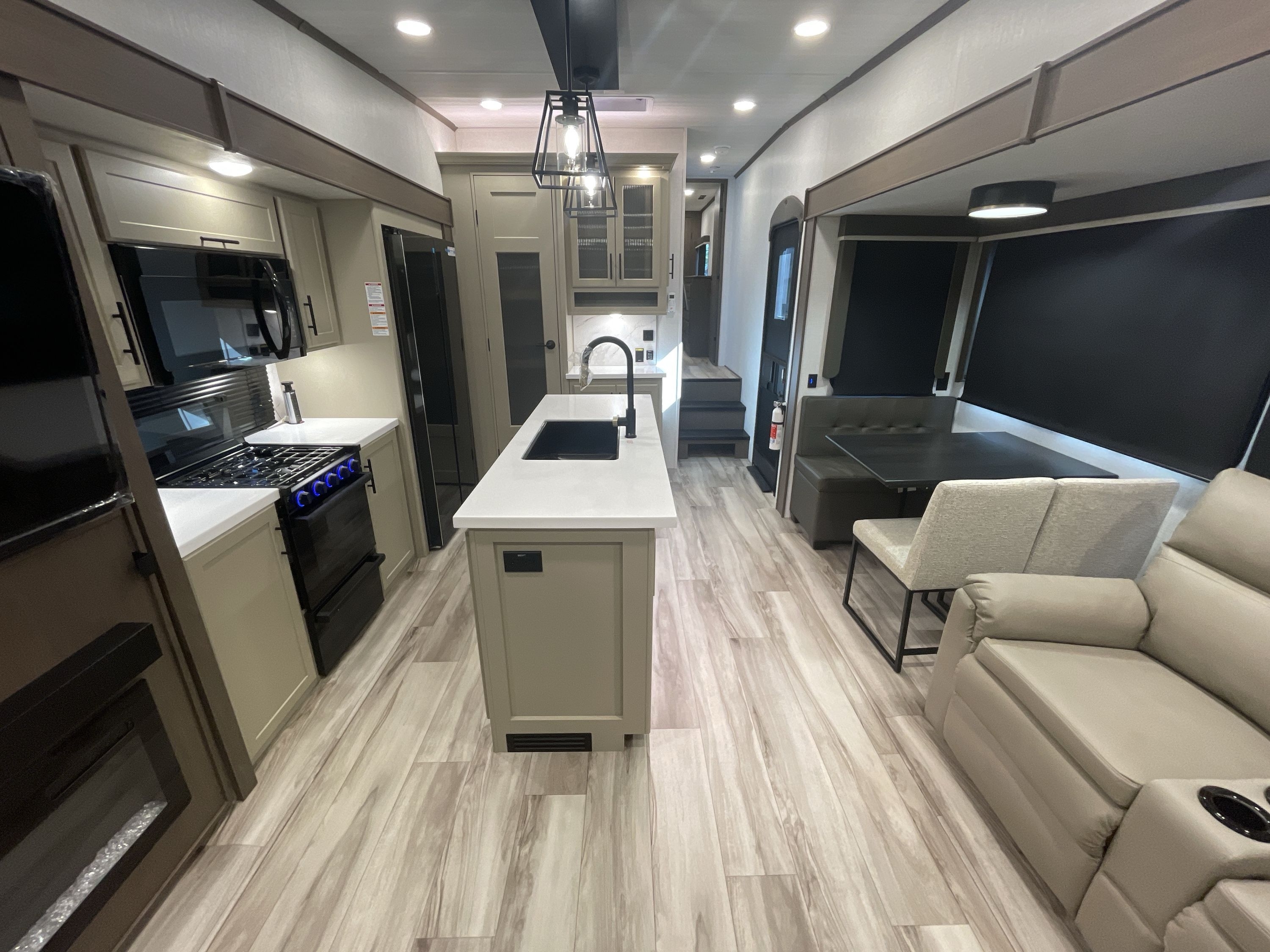 2027 Keystone COUGAR MIDNIGHT EDITION 316RLS in london KY