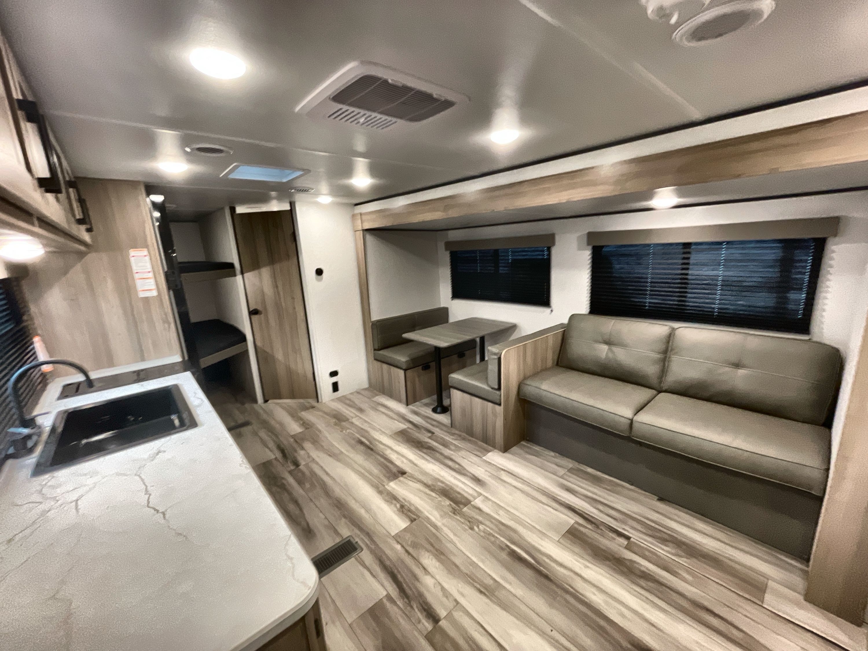 2027 Keystone COLEMAN 25B in denton TX