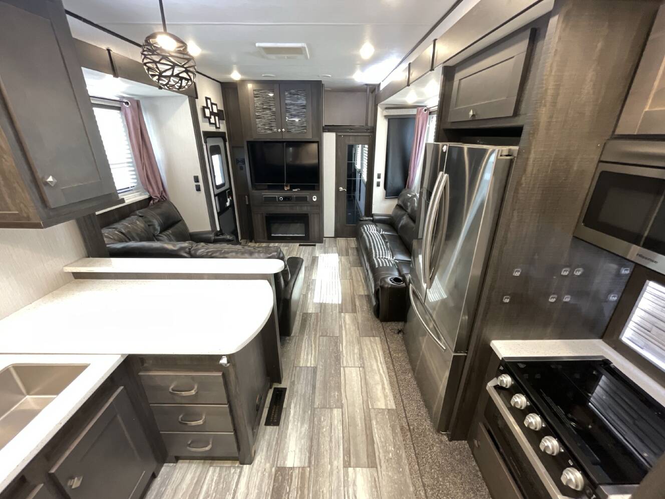 A photo of this 2021 Heartland ROAD WARRIOR 430RW