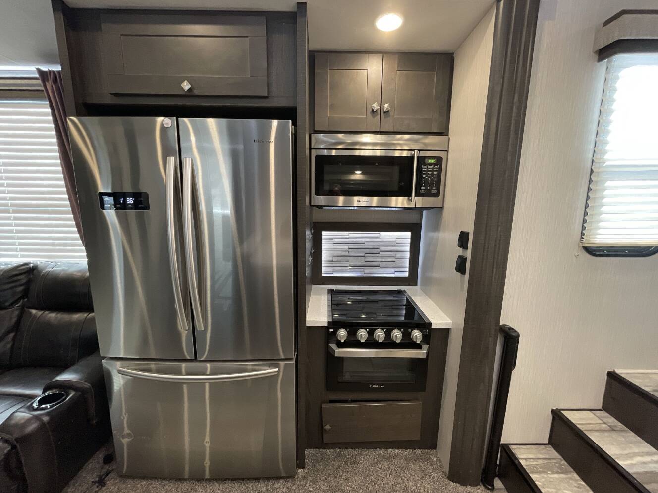 A photo of this 2021 Heartland ROAD WARRIOR 430RW