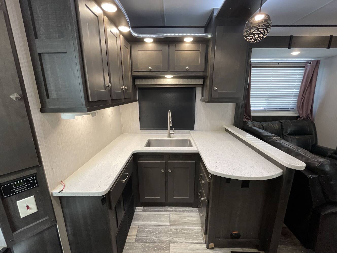 A photo of this 2021 Heartland ROAD WARRIOR 430RW