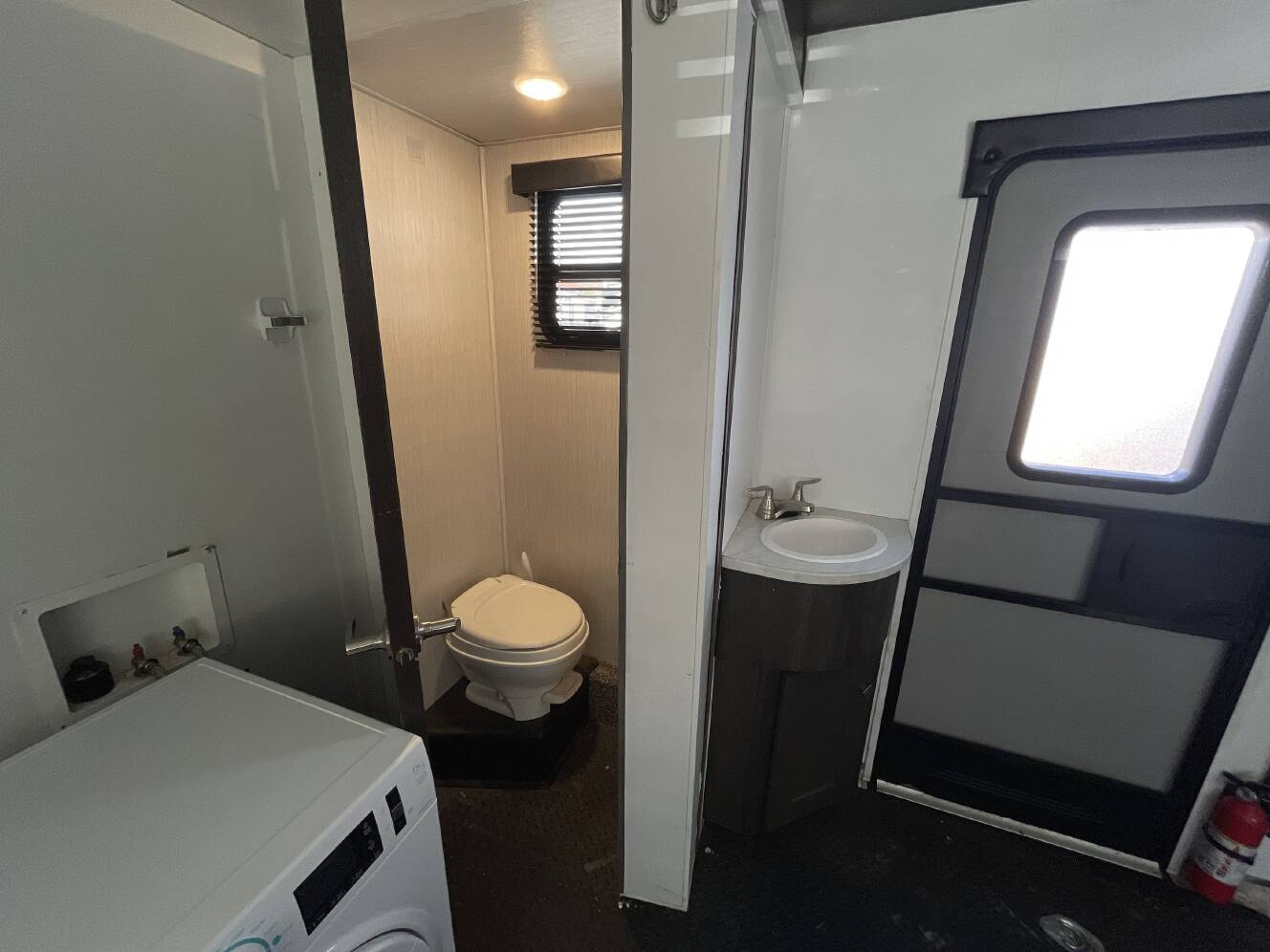 A photo of this 2021 Heartland ROAD WARRIOR 430RW