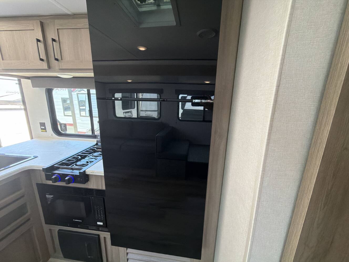 A photo of this 2027 Keystone COLEMAN 27B