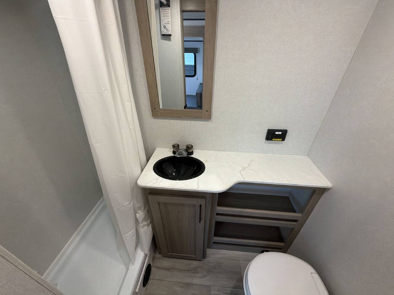 A photo of this 2027 Keystone COLEMAN 27B